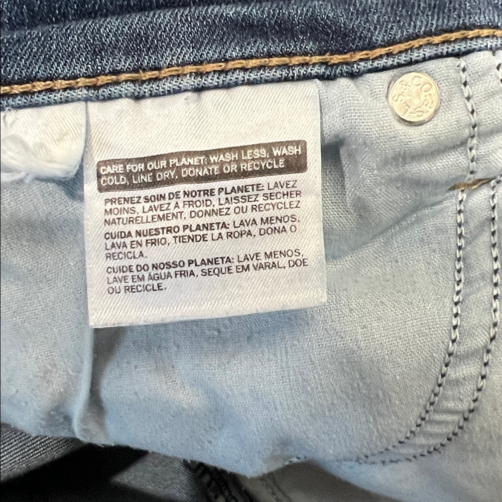 Women’s Levi's Blue Distressed Ankle & Cropped Jeans Size 33 - Picture 8 of 8